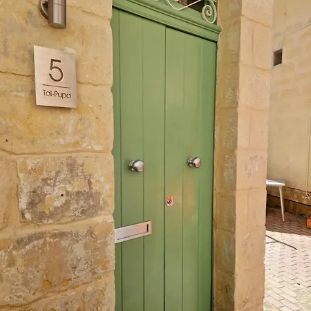 Tal-pupa Converted *