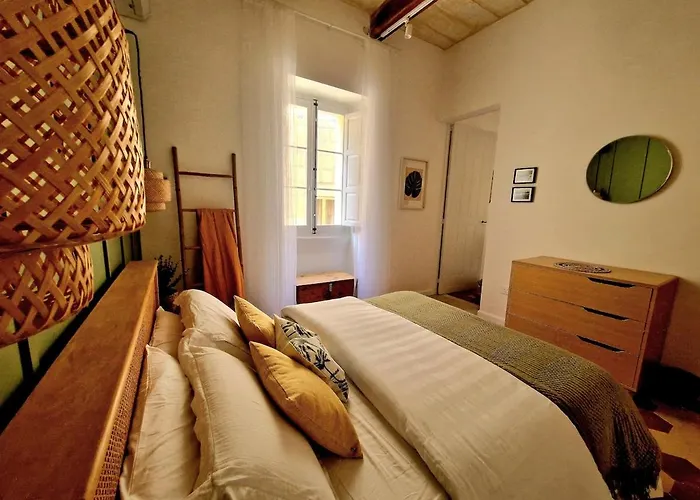 Tal-pupa Converted Apartamento *