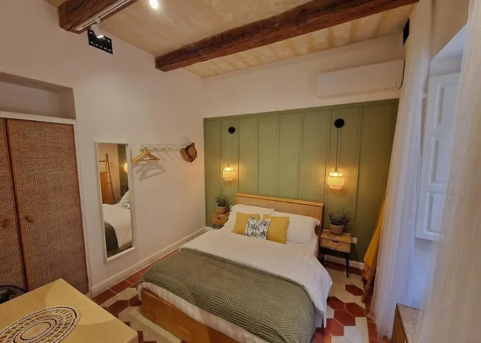 Tal-pupa Converted *